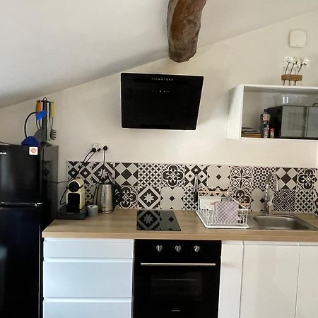 Apartament Chez Jean-Yves Et Zoe - Le Saint Andre - Au Calme, Tres Propre, Proche Parkings, Clim Niort Zewnętrze zdjęcie