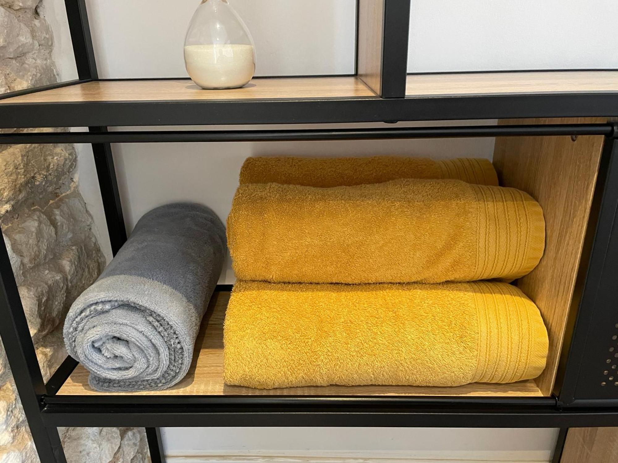 Apartament Chez Jean-Yves Et Zoe - Le Saint Andre - Au Calme, Tres Propre, Proche Parkings, Clim Niort Zewnętrze zdjęcie