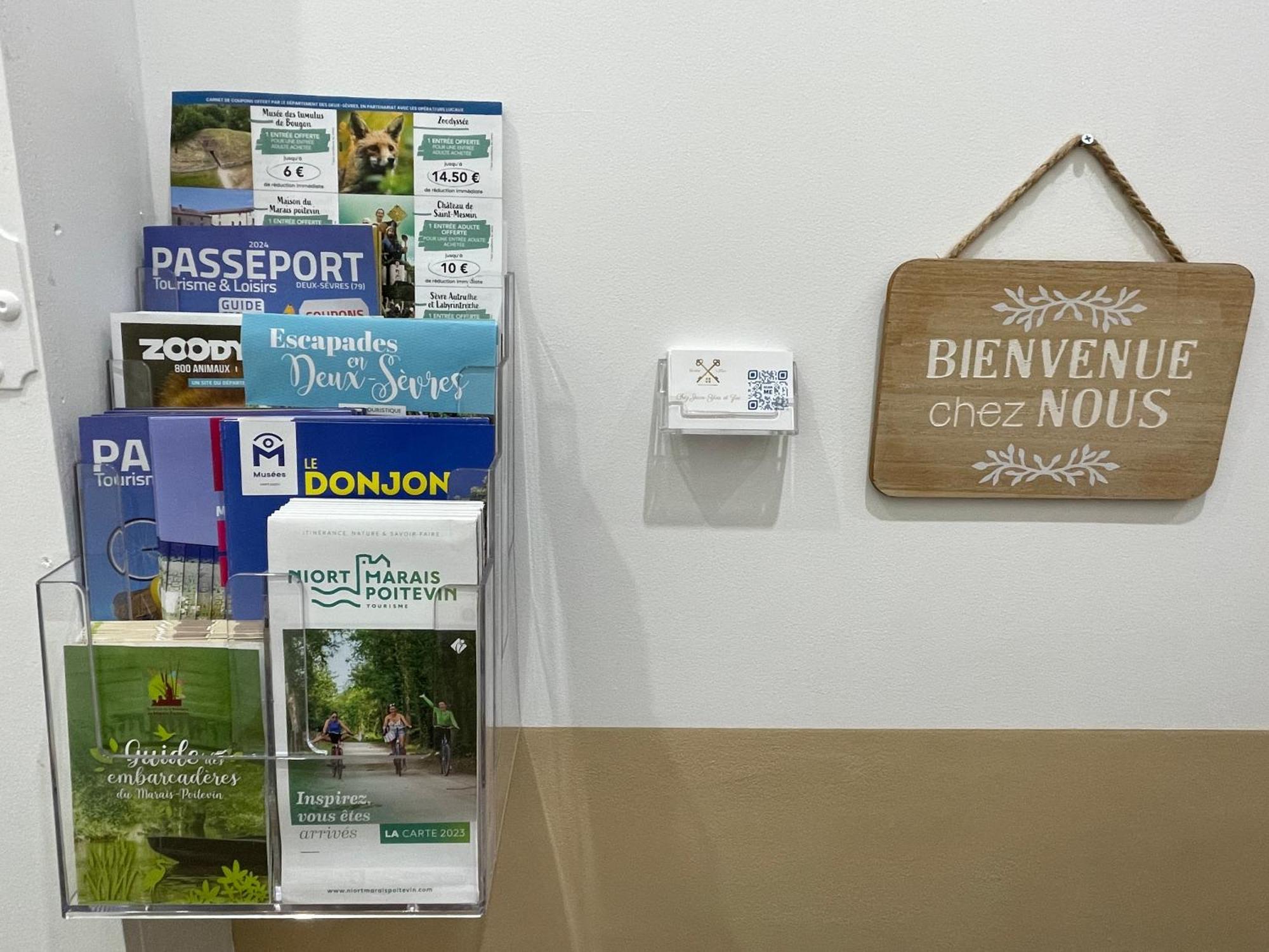 Apartament Chez Jean-Yves Et Zoe - Le Saint Andre - Au Calme, Tres Propre, Proche Parkings, Clim Niort Zewnętrze zdjęcie
